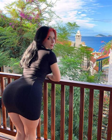 sweetie fox pornhob|Sweetie Fox's Porn Videos .